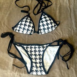 Women’s black and white hounds tooth bikini